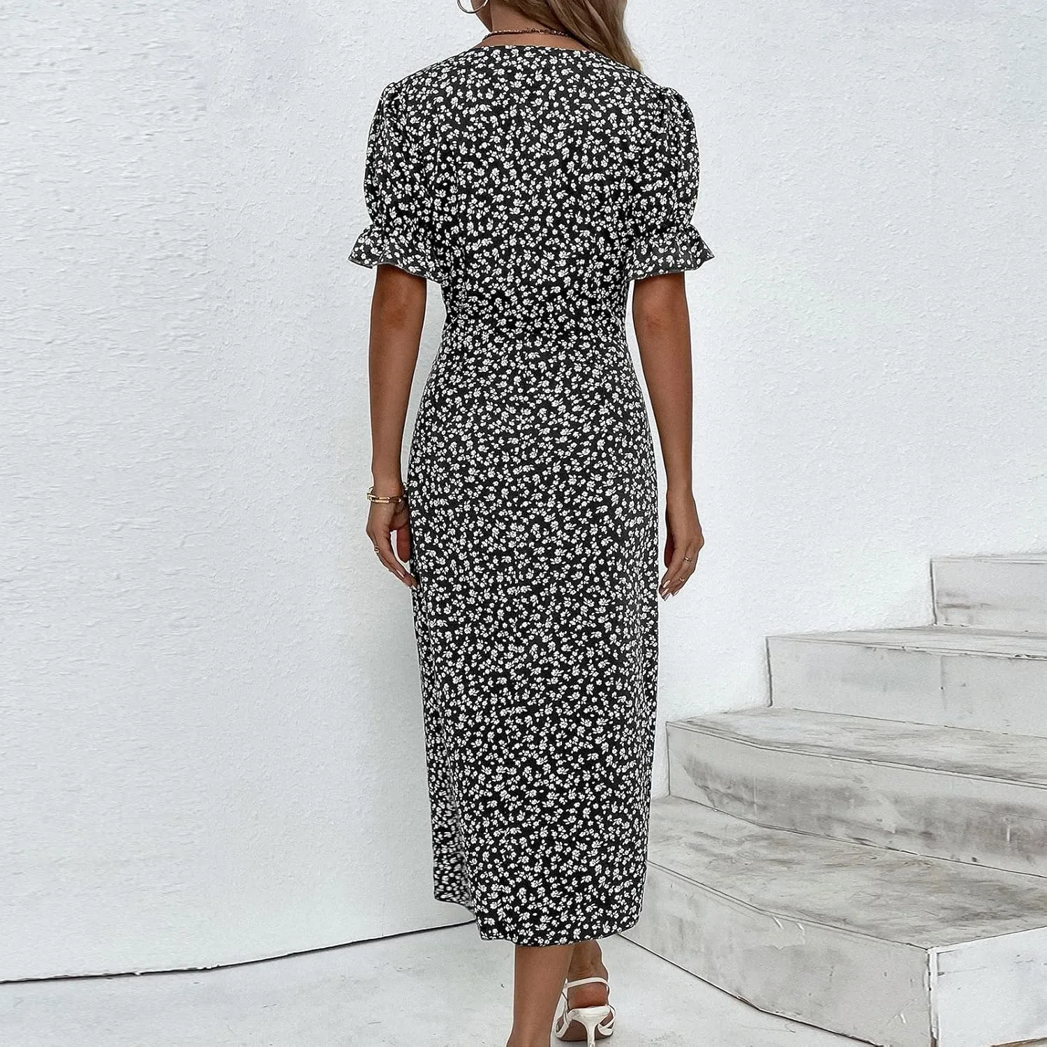 Beach Dresses for Women,2025 Summer Trendy Elegant V Neck Floral Boho Dress,Flowy Ruched Hawaiian Maxi Dress