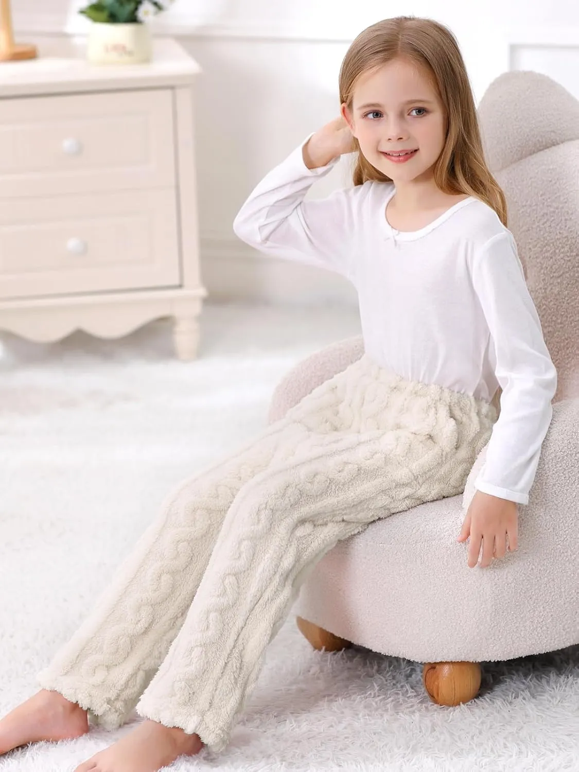 Umeyda Girl's Women's Fuzzy Pajama Pants Elastic Waist Fleece Plush Loungewear Pj Pants with Pockets, 6Years-XL
