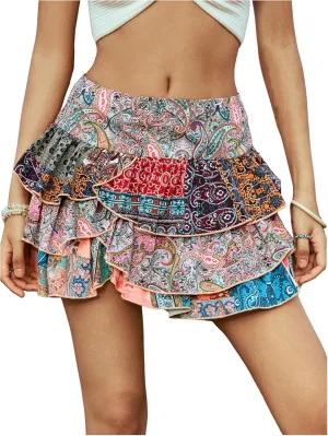 WDIRARA Women's Paisley Print Tiered Layers Mini Cake Skirt Low Rise Vacation Bohemian Skirt