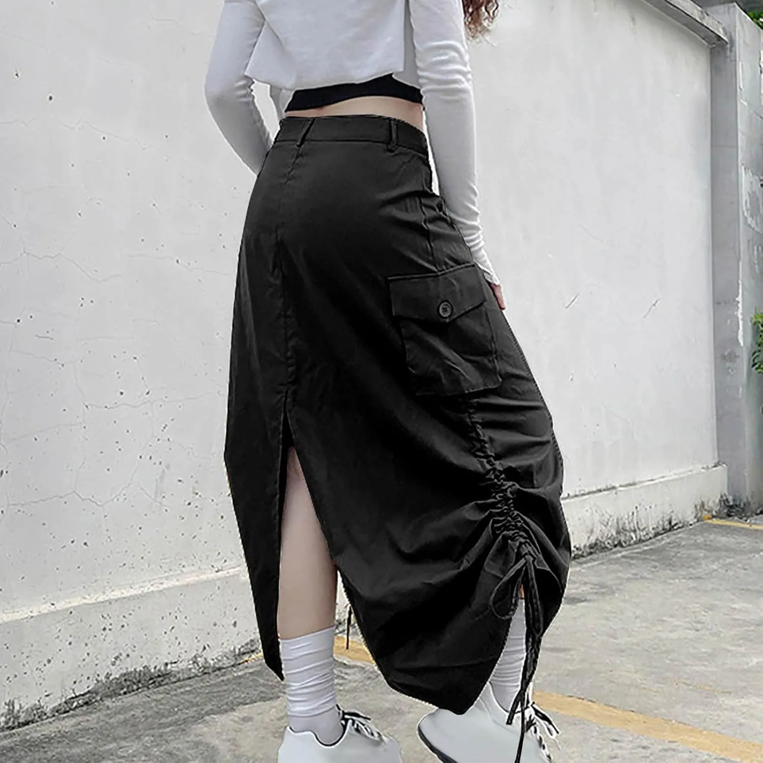 Women's Y2K Cargo Long Skirts Low Waist Drawstring Slit Maxi Skirt Ruched Girls Vintage Streetwear with Cargo Pockets