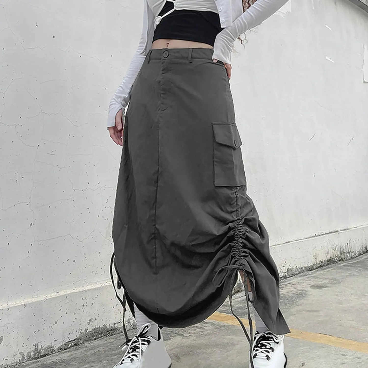 Women's Y2K Cargo Long Skirts Low Waist Drawstring Slit Maxi Skirt Ruched Girls Vintage Streetwear with Cargo Pockets